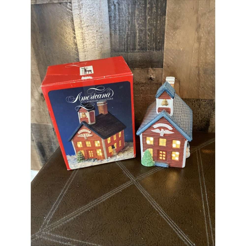 St. Nicholas Square Village School House Lighted Hand Painted w/Box 1991 Vtg